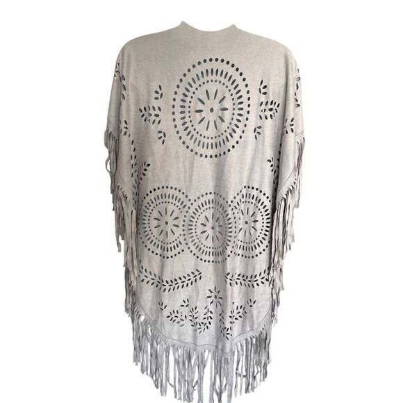 Bohemian Taupe Fringe Cardigan with Laser-Cut Design One Size - Picture 4 of 5